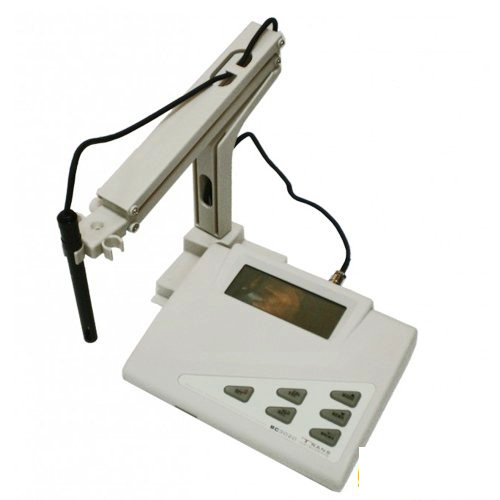 Máy đo độ dẫn điện để bàn BC3020